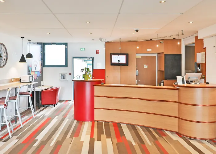 B&B HOTEL Les Sables-d'Olonne Centre Gare