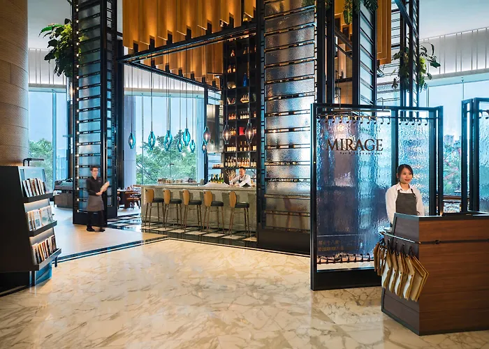 Renaissance Hong Kong Harbour View Hotel