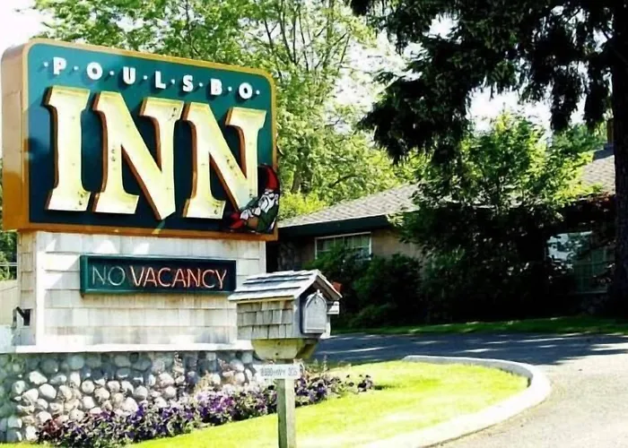 Poulsbo Inn & Suites