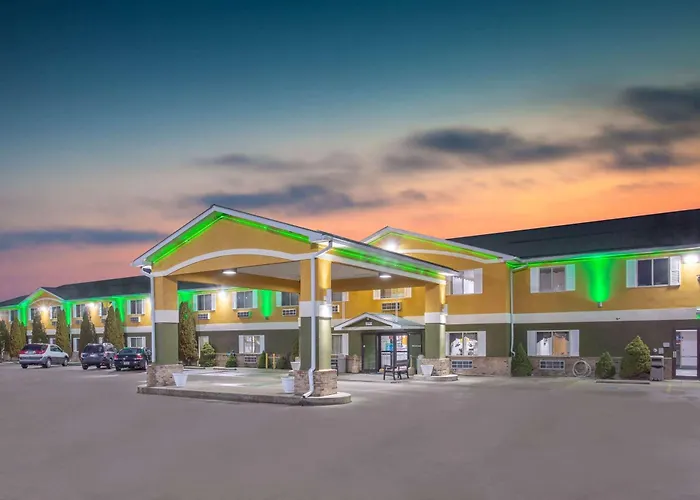 Super 8 By Wyndham Bedford