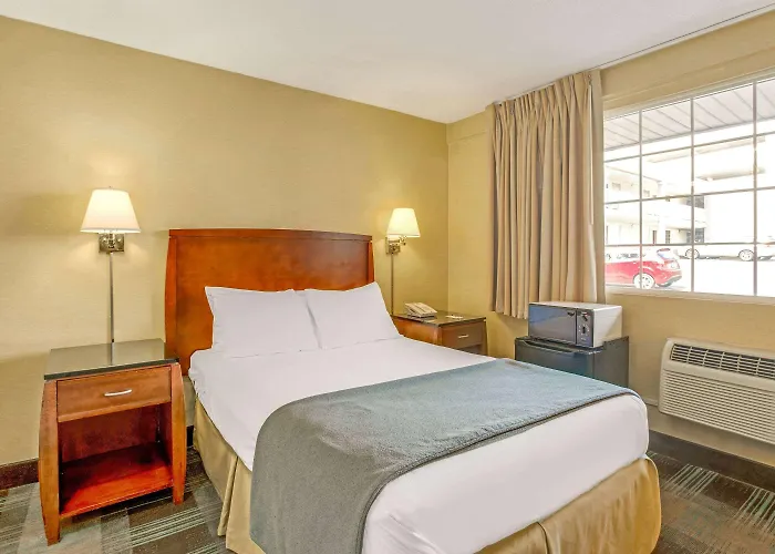 Travelodge By Wyndham Silver Spring