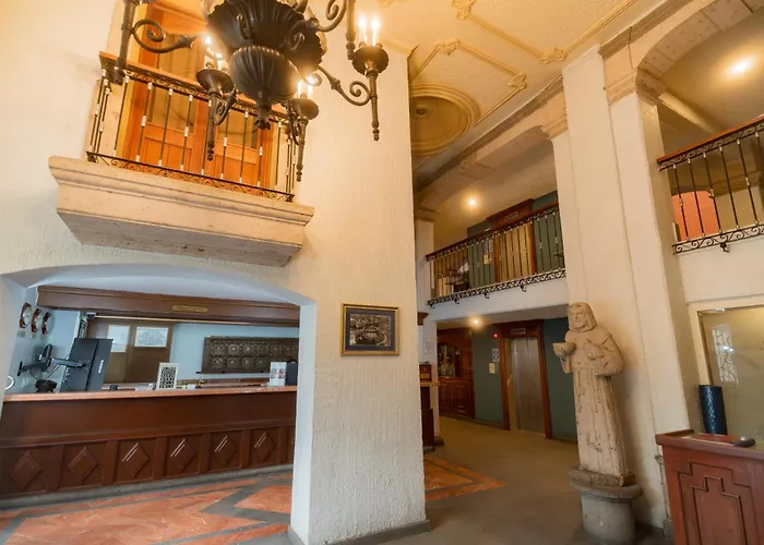 Hotel Santiago De Compostela - Guadalajara Centro Historico