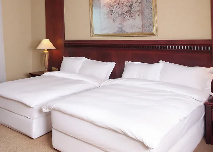 Habtoor Metropolitan Palace Hotel