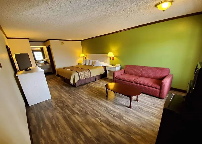 Days Inn By Wyndham Monett