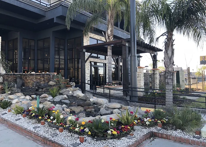 Country Inn & Suites By Radisson, Bakersfield, Ca