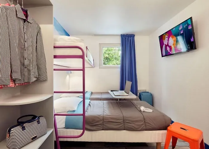 Welcomotel Les Mureaux