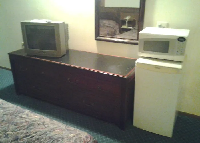 Xenia Country Inn