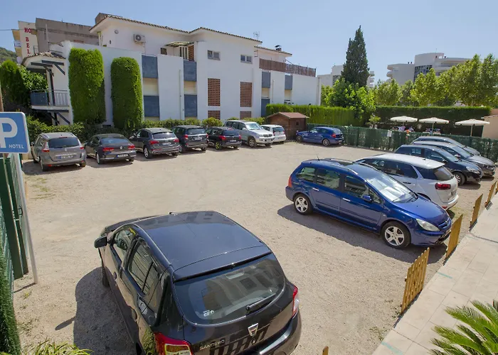 Hotel Medes II