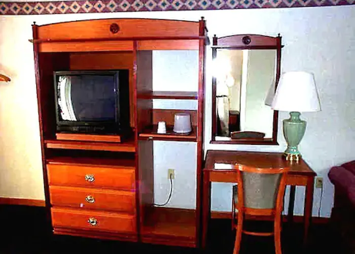 Wesley Inn & Suites