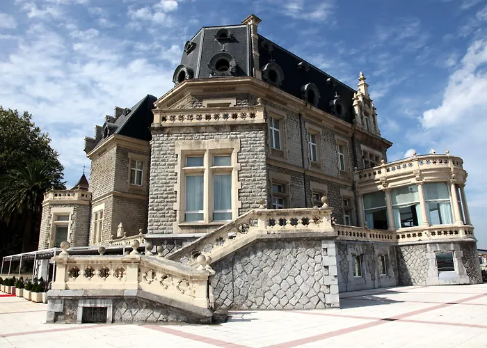 Hotel URH Palacio de Oriol