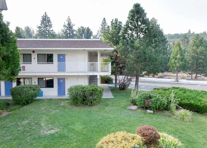 Motel 6 Weed - Mount Shasta