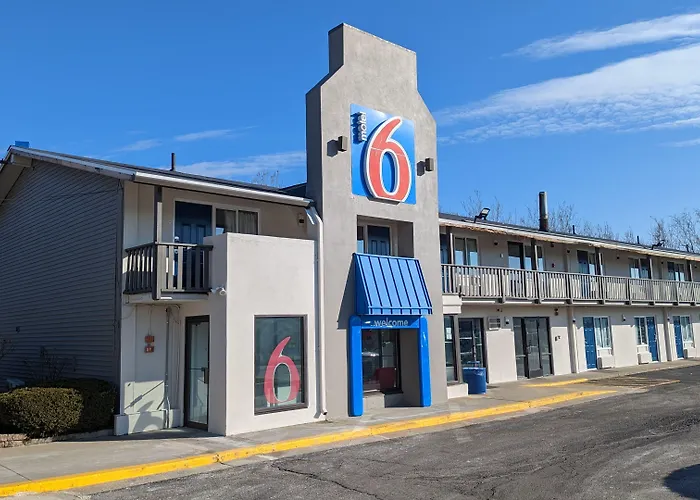 Motel 6-Leominster, Ma