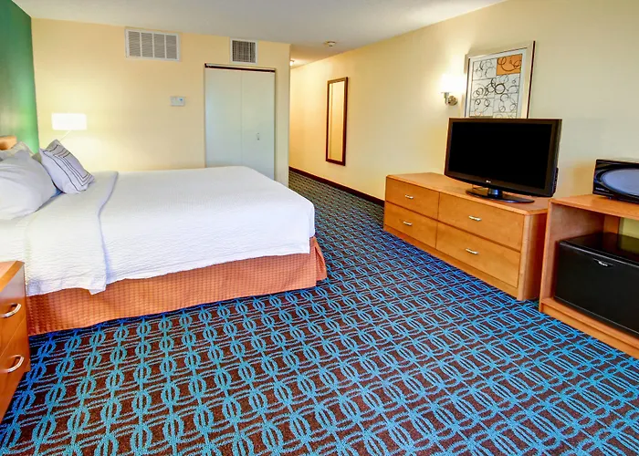 Fairfield Inn & Suites By Marriott Saratoga Malta