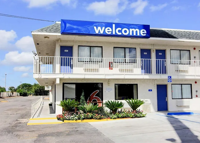 Motel 6-Kingsville, Tx