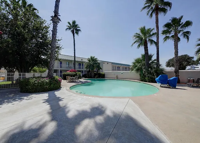 Motel 6-Laredo, Tx - North I-35
