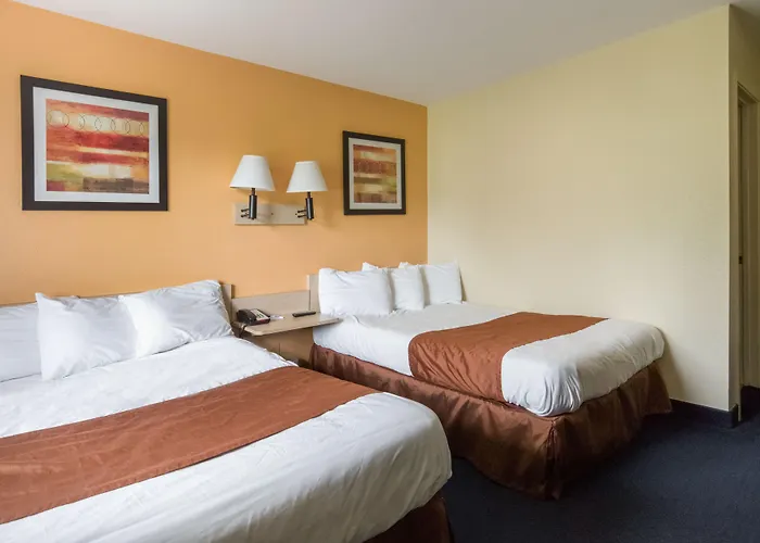 Days Inn By Wyndham New Philadelphia