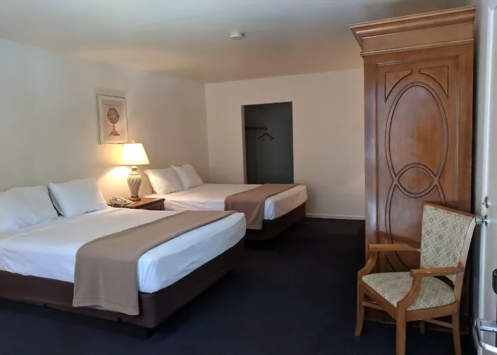 Saddle West Casino Hotel