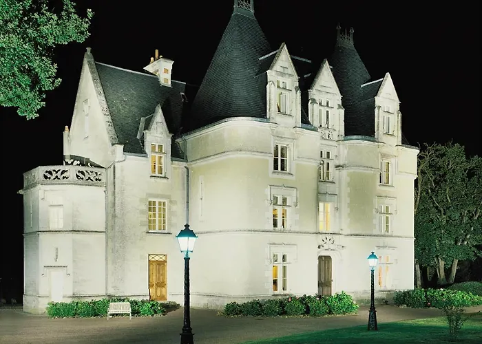 Hotel The Originals Chateau De Perigny
