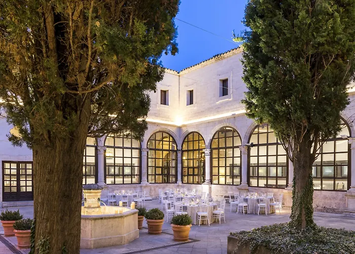 Parador De Cuenca