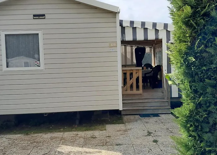 Très beau Mobil Home 40 m2 3Ch - Camping 4 étoiles Les Charmettes 370- proche FUN ZONE