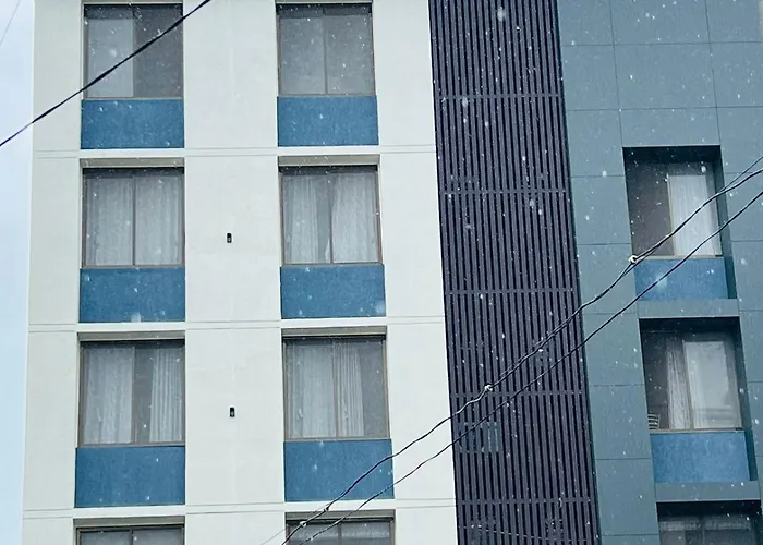 Hotel Mauli Lodging