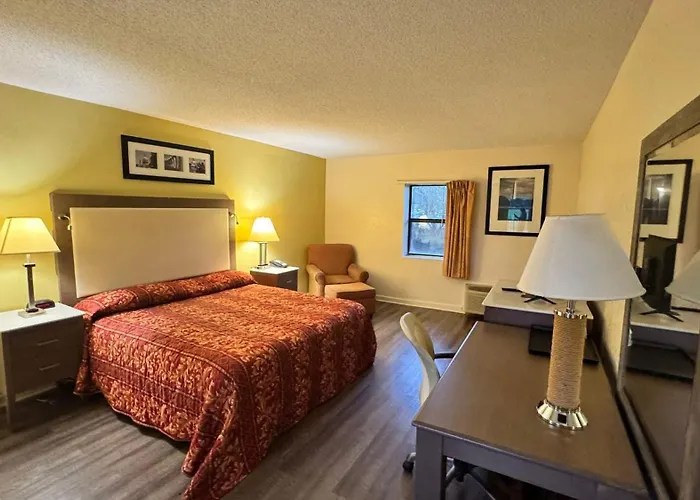 Country Host Inn