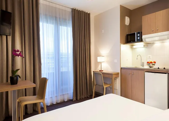 Cozy Retreat Near Geneva For 2 Guests