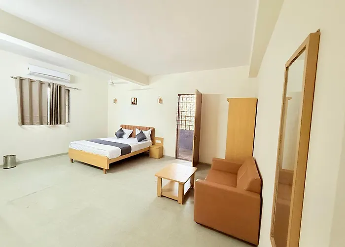 Hotel Krishna Garden
