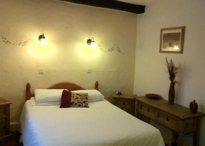 The George Hotel