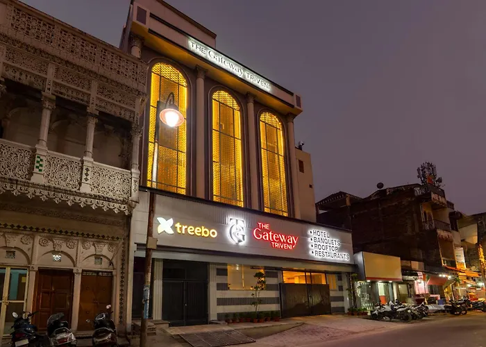 Treebo Premium Gateway Triveni Near Sangam Ghat