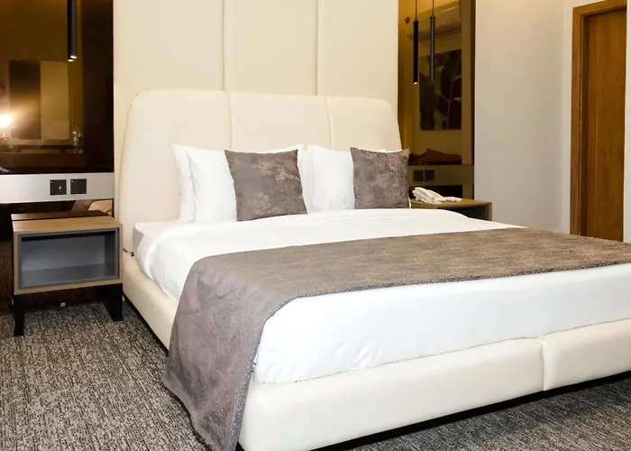 Leork Hotel