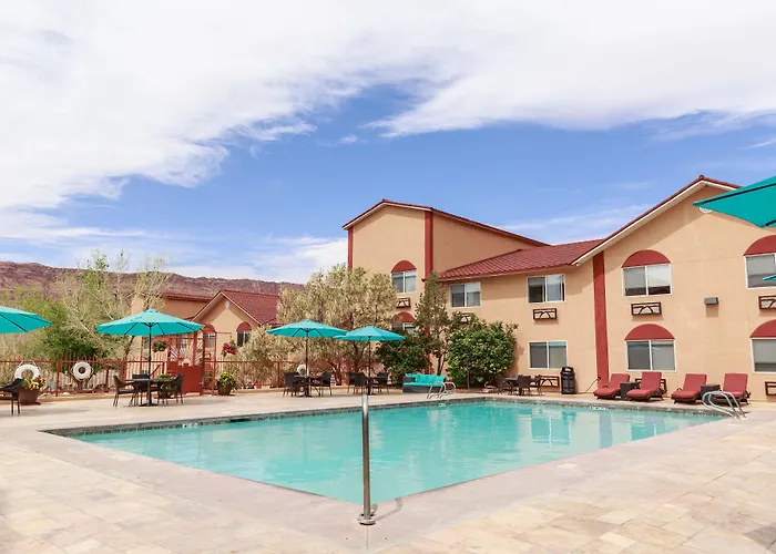 Aarchway Inn