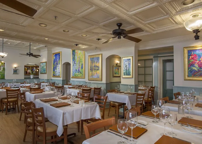 Hotel Lahaina (Adults Only)