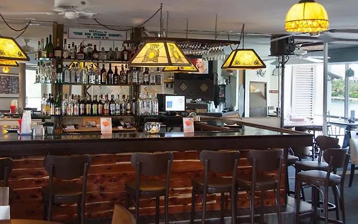 Bell Channel Inn Hotel