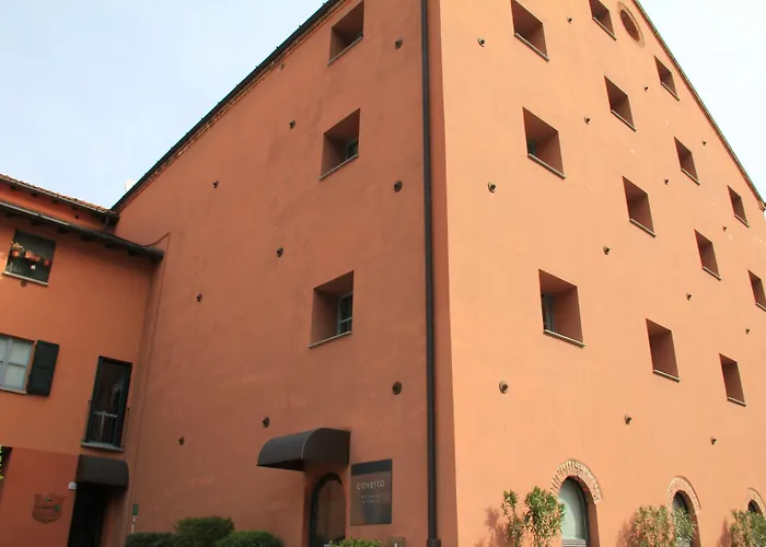 Lizard Hotel
