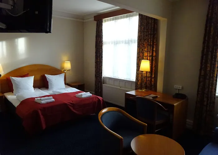 City Hotel Nebo