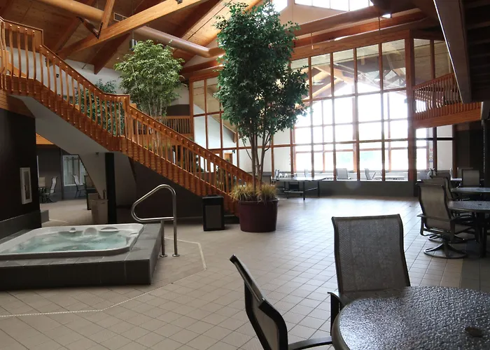 C'mon Inn&Suites Fargo
