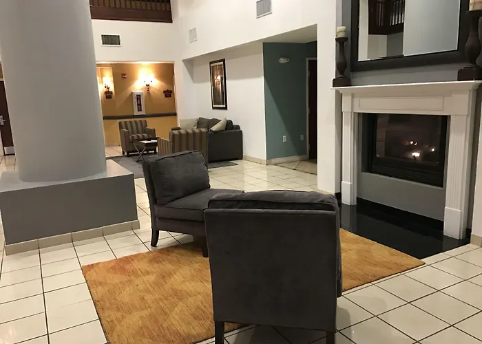 Super 8 By Wyndham Lubbock West