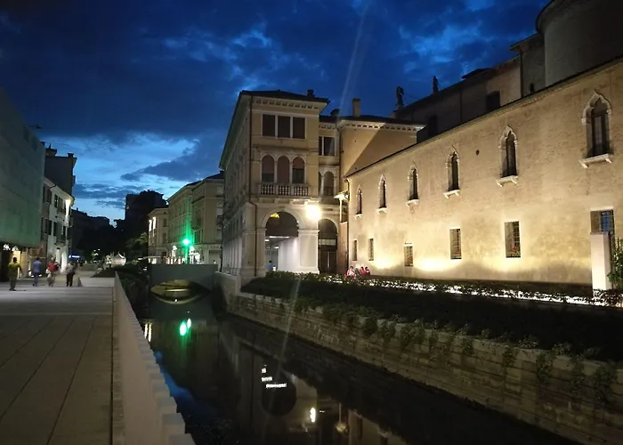 Hotel Aurora