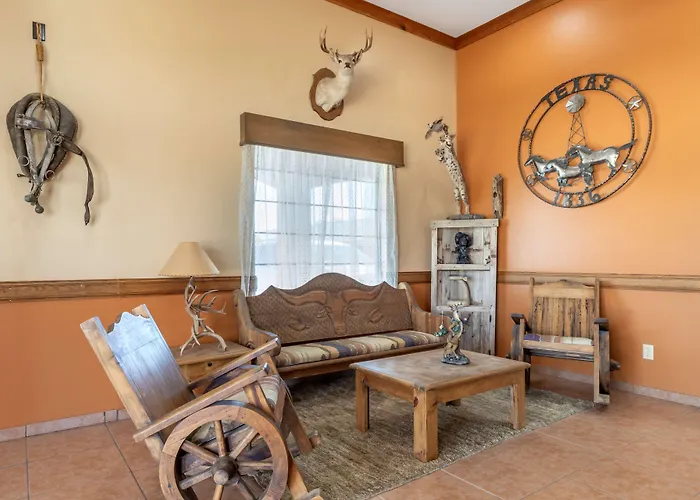 Best Western Windwood Inn & Suites