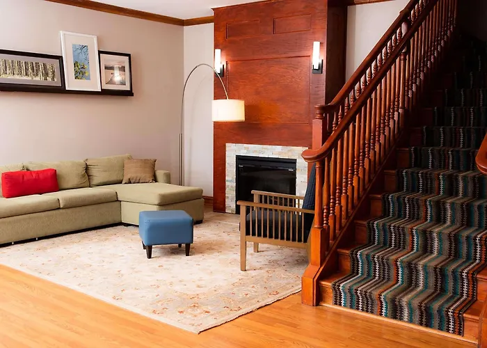 Country Inn & Suites By Radisson Brockton