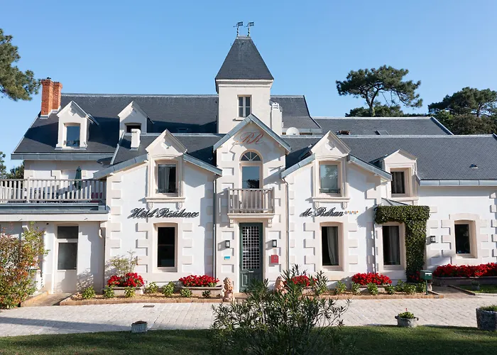 Hôtel The Originals Résidence de Rohan (EX RELAIS DU SILENCE)