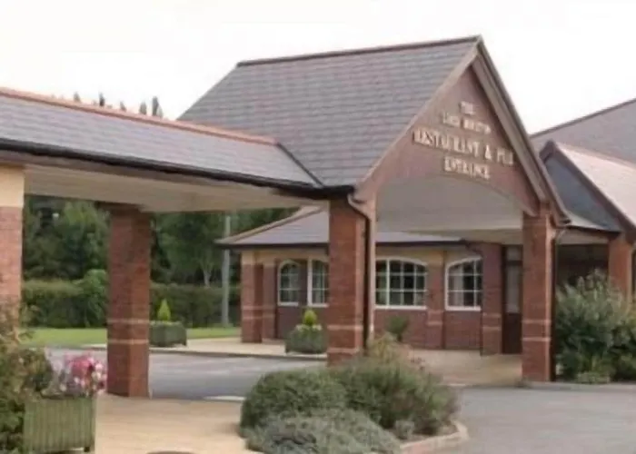 Moreton Park Hotel