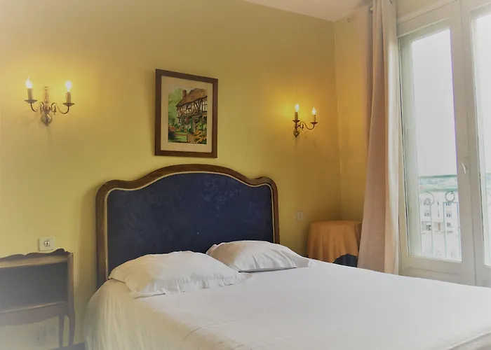 Brit Hotel Limoges Centre Gare - ex hôtel Jeanne d'Arc