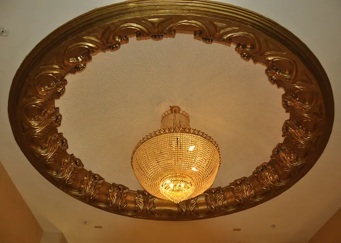 Raritan Hotel