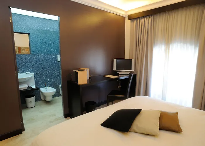 Ucciardhome Hotel