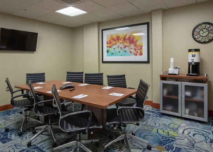 Hampton Inn & Suites Knoxville-Downtown