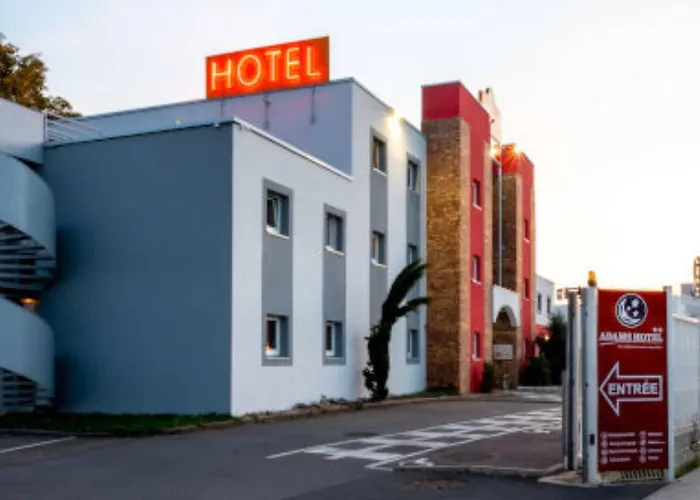 Adams Hotel