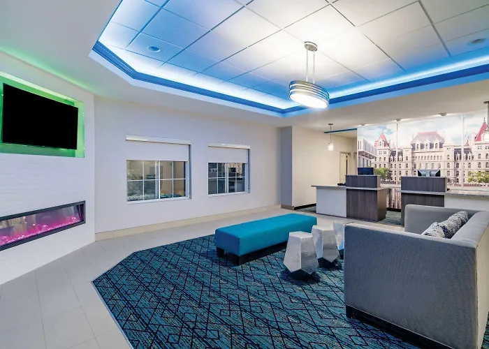 La Quinta By Wyndham Latham Albany Airport
