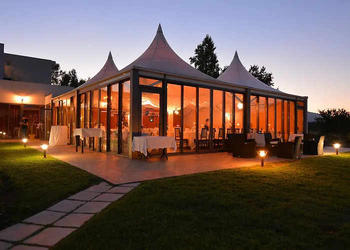 Hôtel Spa Restaurant La Madrague